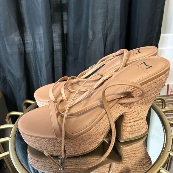 Marc Fisher LTD Womens Fetch Strappy Buckle Ankle Strap - Picture 1 of 4